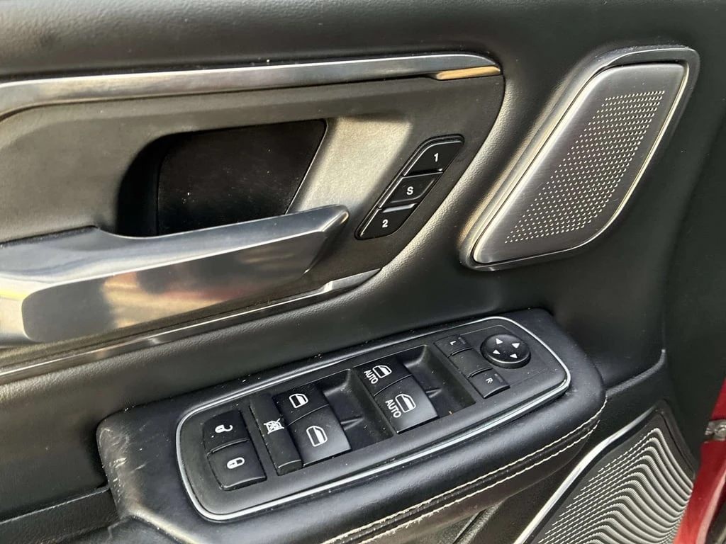 Dodge RAM 1500 * Limited * CARFAX * ��� ������������ ������ | Mobile.bg � ����������� 12