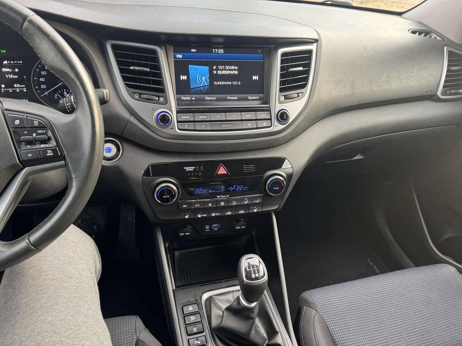 Hyundai Tucson 1.7CRDI* LED* NAVI* TOP* EVRO6, снимка 15 - Автомобили и джипове - 53181988