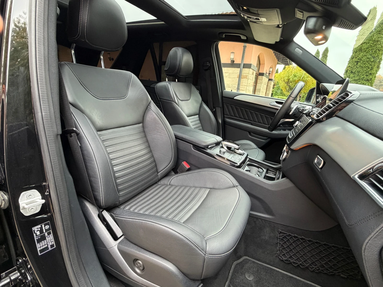 Mercedes-Benz GLE 350 d/AMG/Pano/BangOlufsen/Memory/HeadUp/Вакуум/Full, снимка 10 - Автомобили и джипове - 53928758