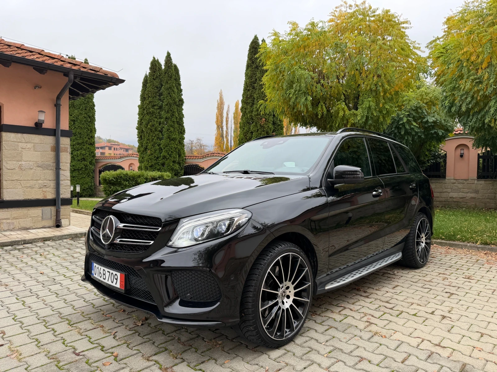 Mercedes-Benz GLE 350 d/AMG/Pano/BangOlufsen/Memory/HeadUp/Вакуум/Full