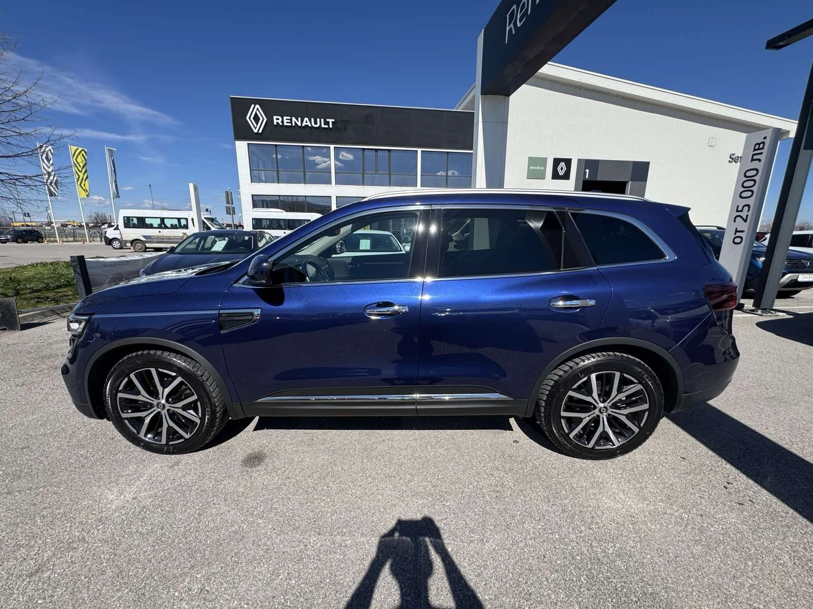 Renault Koleos 2.0Dci 4WD, снимка 3 - Автомобили и джипове - 54111892
