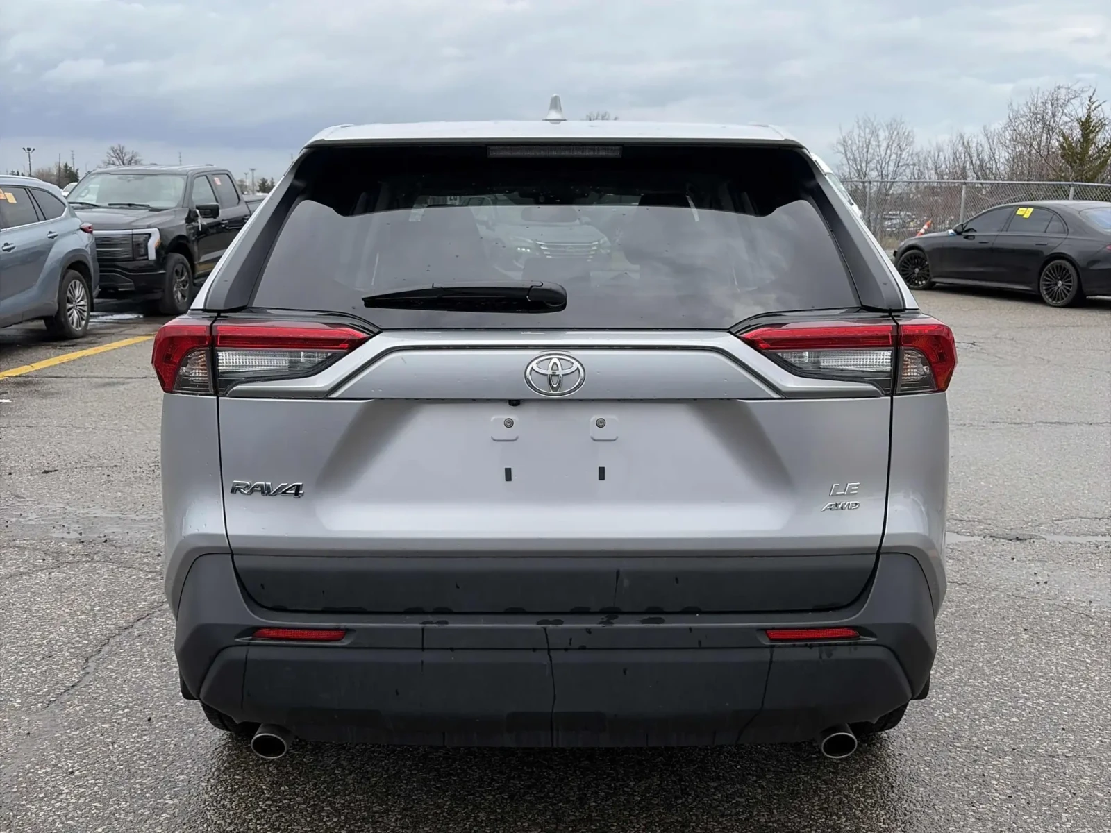 Toyota Rav4 LE * * CARFAX * * АВТО КРЕДИТ * * , снимка 5 - Автомобили и джипове - 54222208