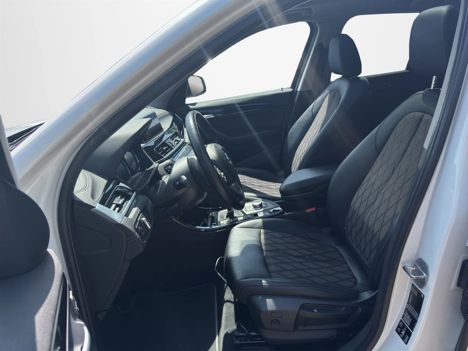 BMW X1 xDrive20d, снимка 6 - Автомобили и джипове - 54364588