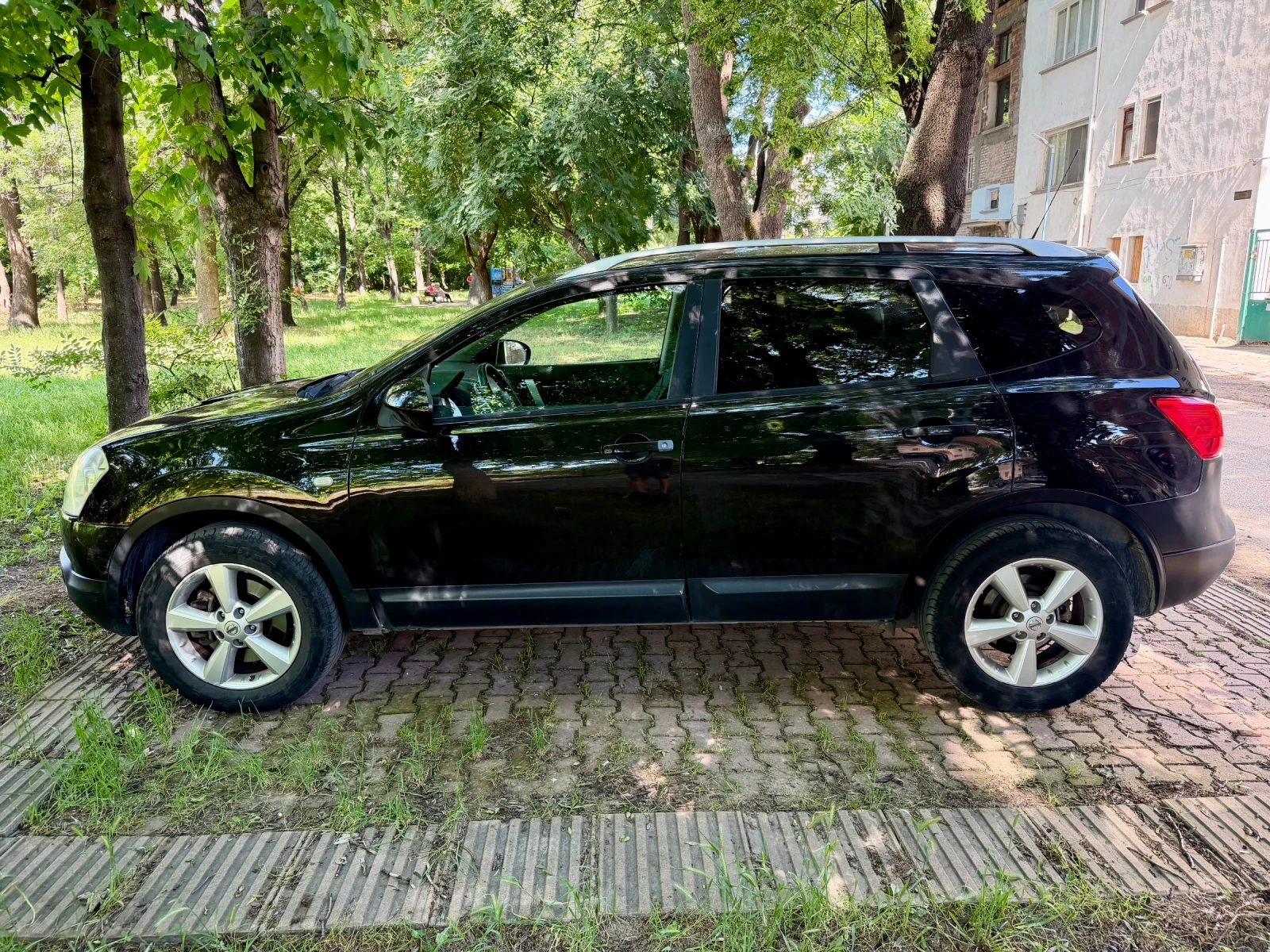 Nissan Qashqai + 2 Auto 4x4, снимка 5 - Автомобили и джипове - 54855147