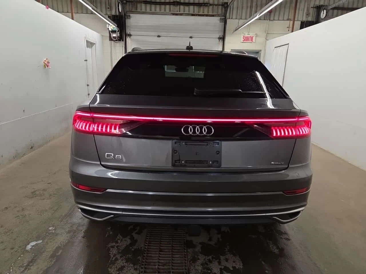 Audi Q8 TECHNIK  CARFAX, снимка 17 - Автомобили и джипове - 55434550