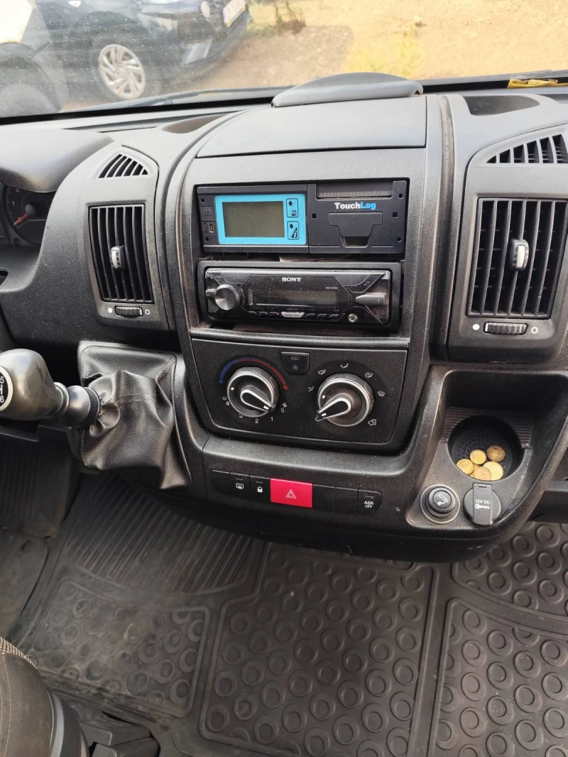 Peugeot Boxer, снимка 8 - Бусове и автобуси - 51886571