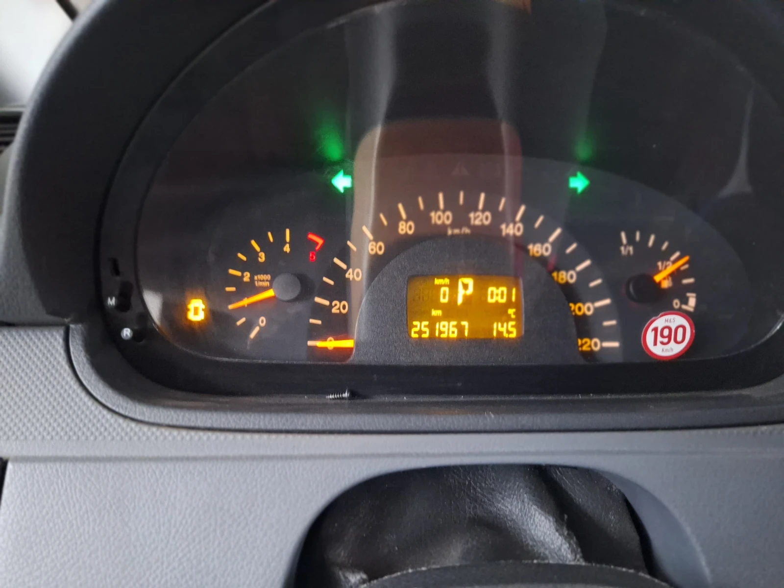 Mercedes-Benz Vito, снимка 13 - Бусове и автобуси - 53925001