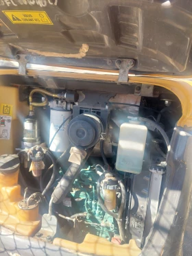 Багер Volvo EC15D , снимка 16