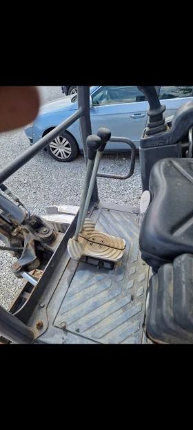 Багер Volvo EC15D  | Auto.bg — изображение 9