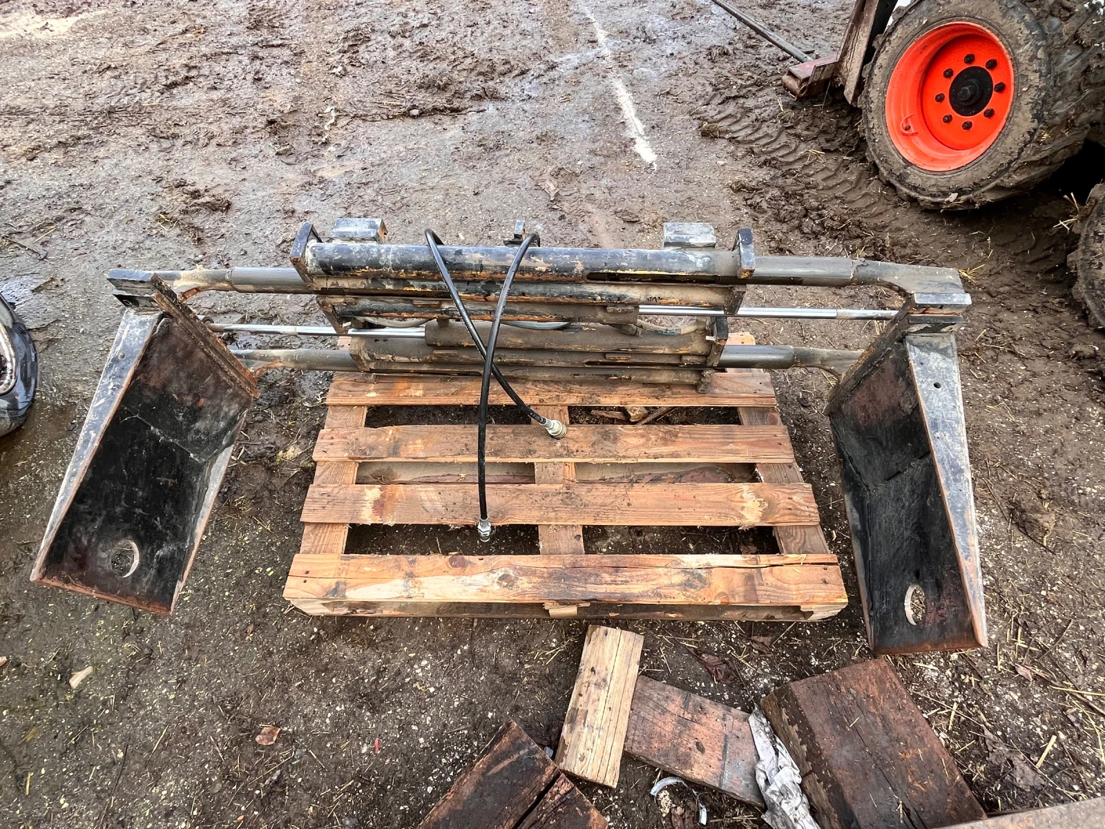 ���� ����� �������� Bobcat ����� | Mobile.bg � ����������� 1