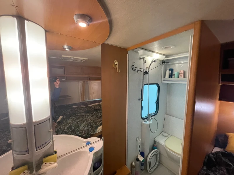 Каравана Adria 502С EXCLUSIVE, снимка 5 - Каравани и кемпери - 47459075