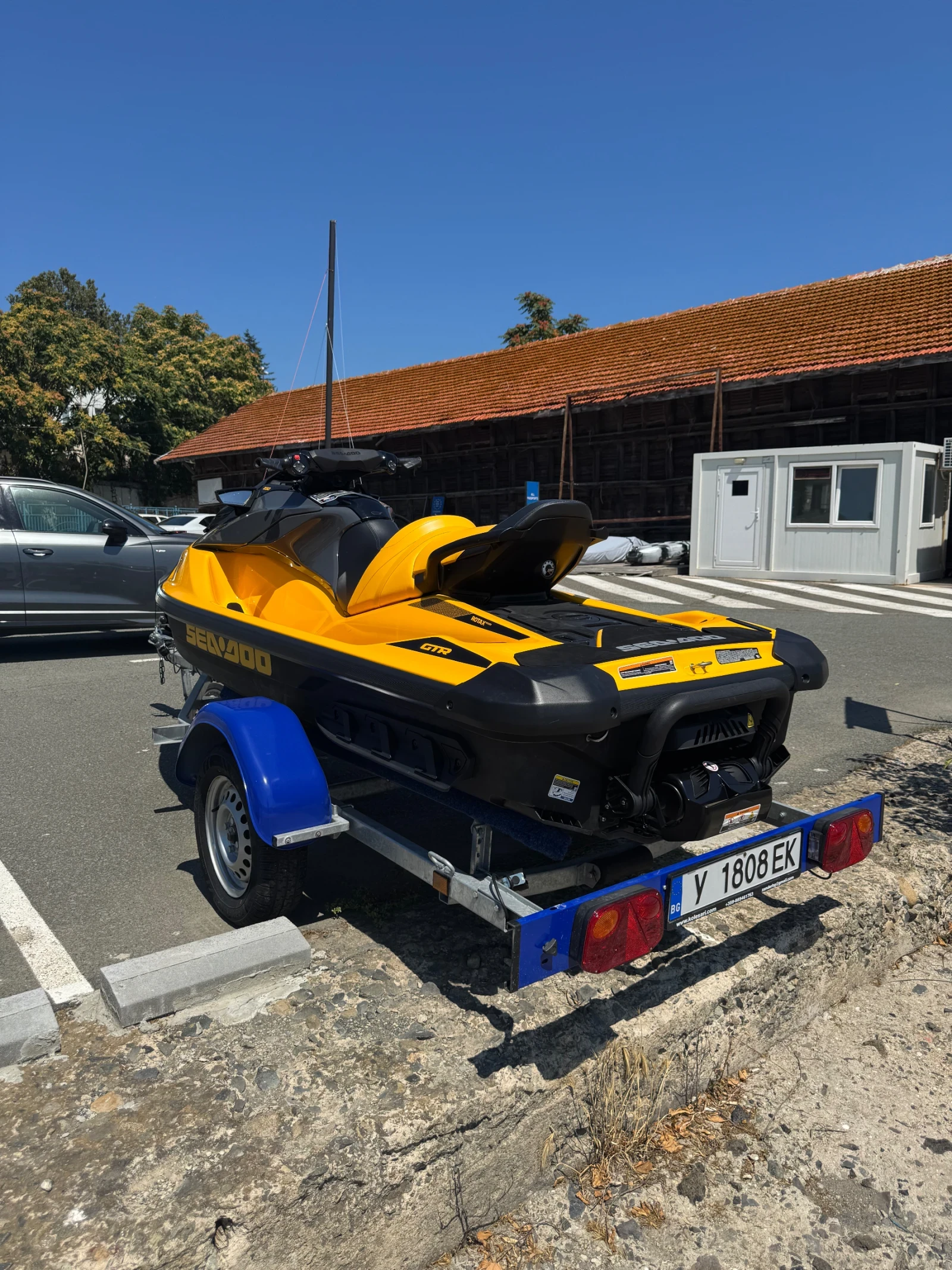 Джет Bombardier Sea Doo GTR 230  - изображение 2