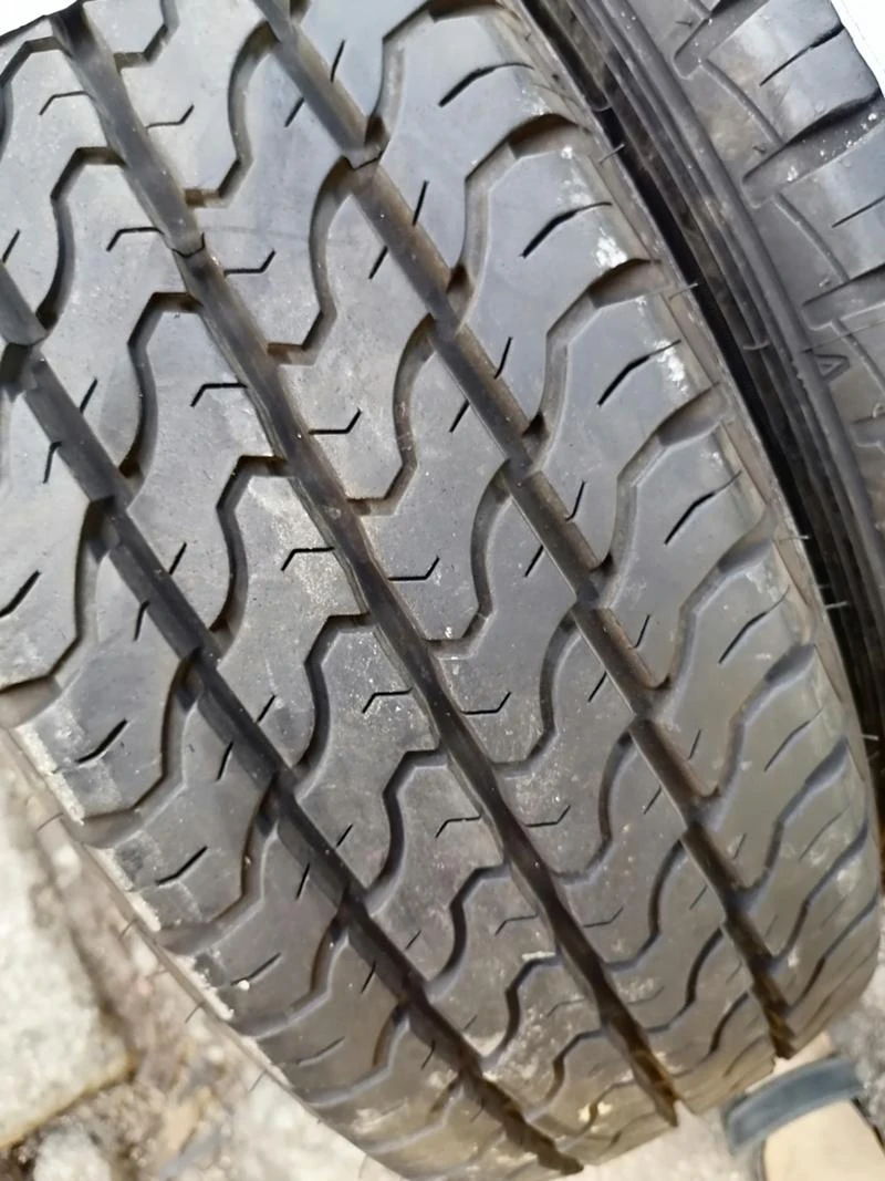 Гуми Летни 215/60R16, снимка 5 - Гуми и джанти - 29600714