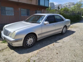Mercedes-Benz E 270, снимка 1
