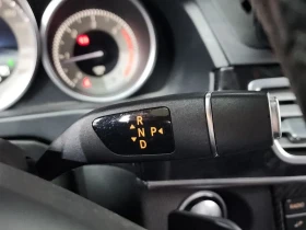 Mercedes-Benz E 220, снимка 9