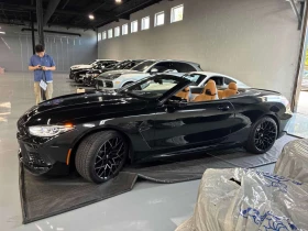 BMW M8 * Cabriolet * АВТОКРЕДИТ БЕЗ ПЪРВОНАЧАЛНА ВНОСКА* , снимка 2