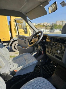 VW Multivan 1 | Mobile.bg    14