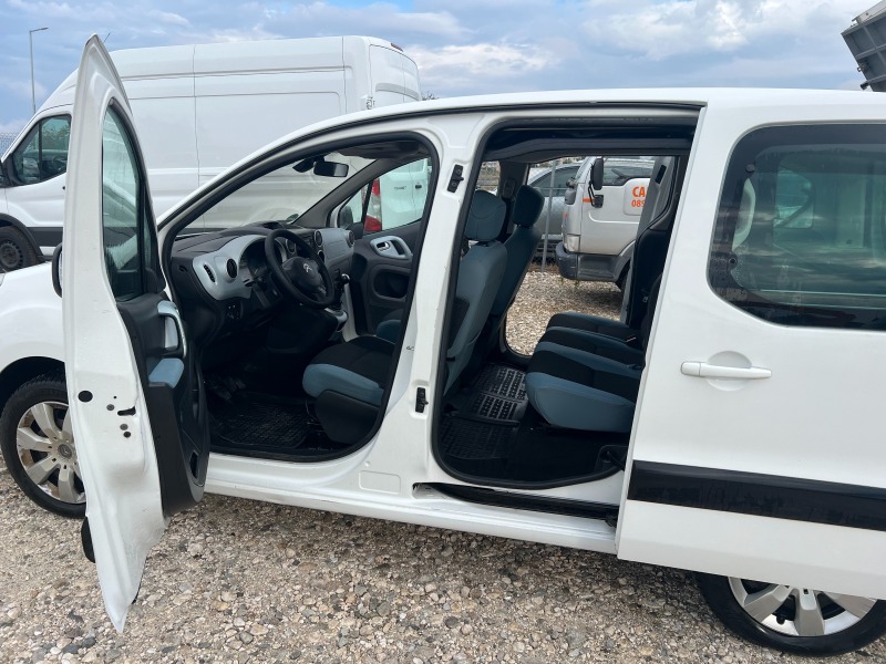 Citroen Berlingo 1.6 HDI EVRO5 Multispace, снимка 7 - Автомобили и джипове - 46700386