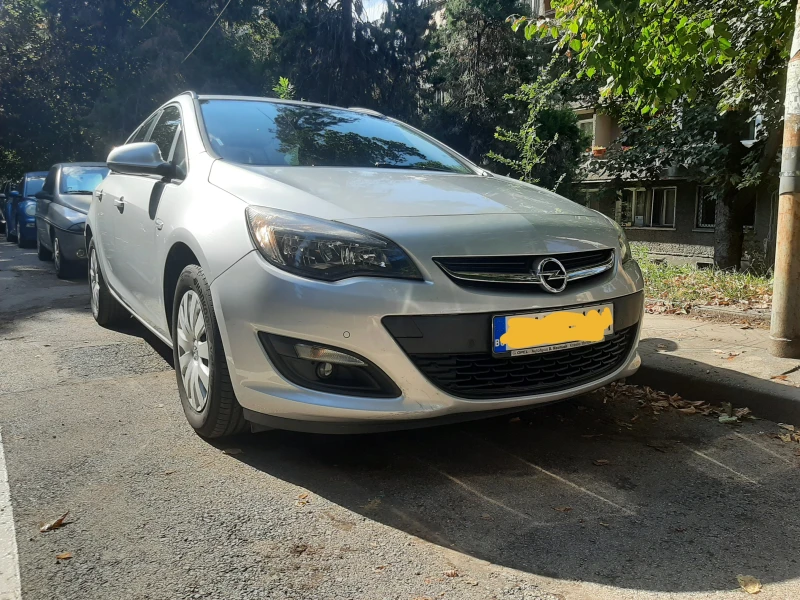 Opel Astra 1.6 CDTI, снимка 1 - Автомобили и джипове - 47220471