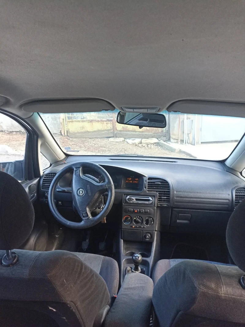 Opel Zafira, снимка 7 - Автомобили и джипове - 48105618