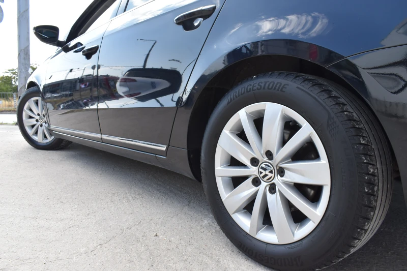 VW Passat 2.0ТDI* PANORAMA* ПОДГРЕВИ, снимка 2 - Автомобили и джипове - 51224743