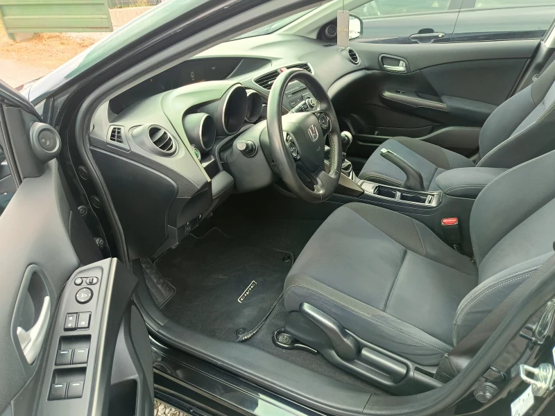 Honda Civic 1.6D/120ks, снимка 7 - Автомобили и джипове - 51692657