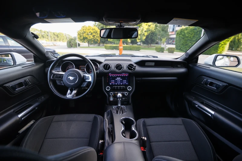 Ford Mustang, снимка 3 - Автомобили и джипове - 52618018