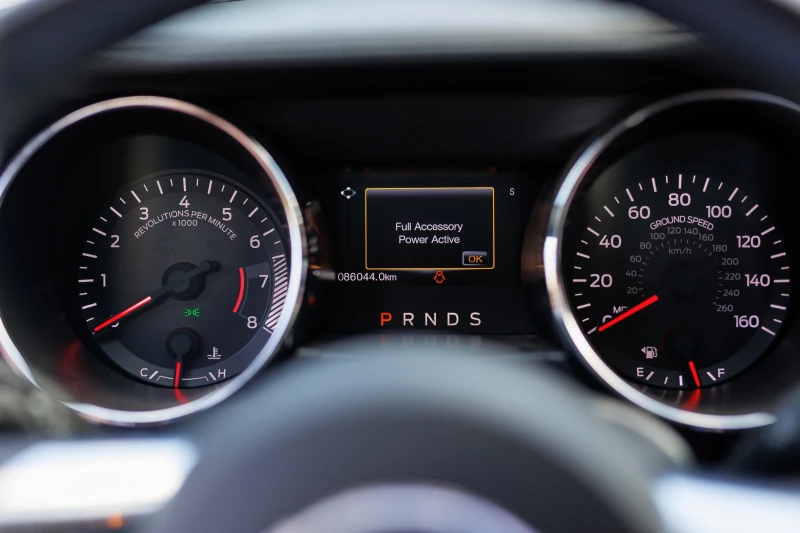 Ford Mustang, снимка 5 - Автомобили и джипове - 52618018