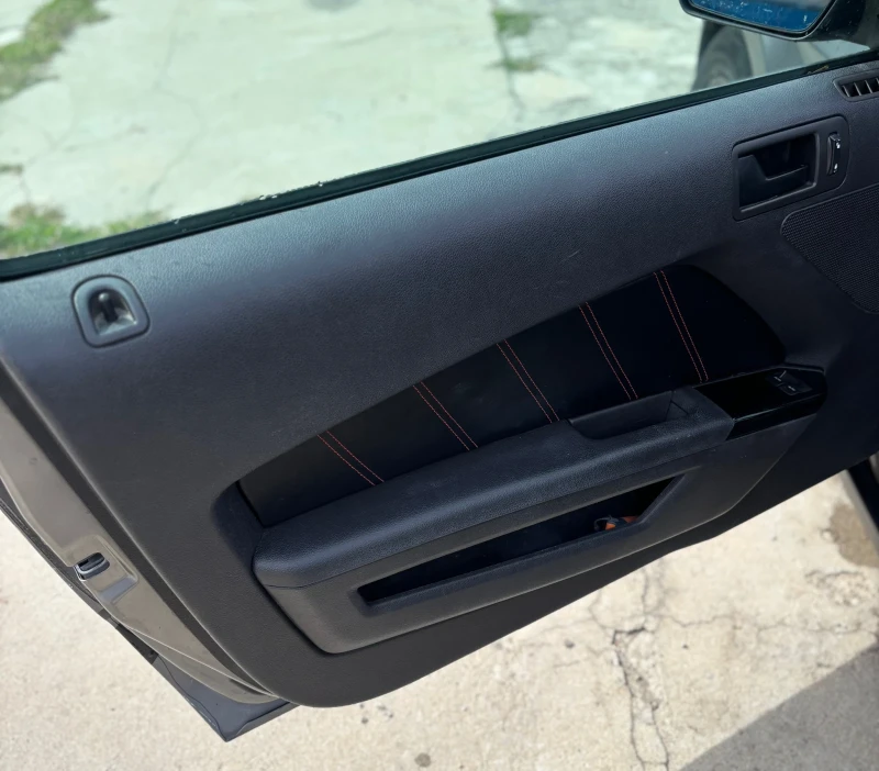 Ford Mustang, снимка 12 - Автомобили и джипове - 52543009