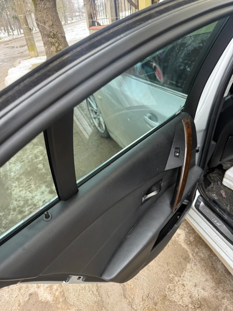 BMW 535 БМВ Е60 535D , снимка 8 - Автомобили и джипове - 53211445