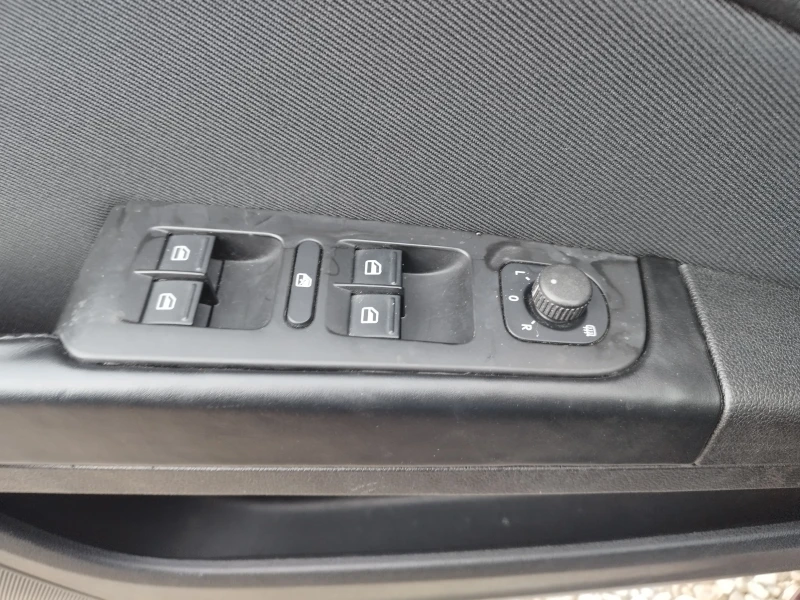 Skoda Superb 1.9 tdi 105 kc., снимка 15 - Автомобили и джипове - 53258644