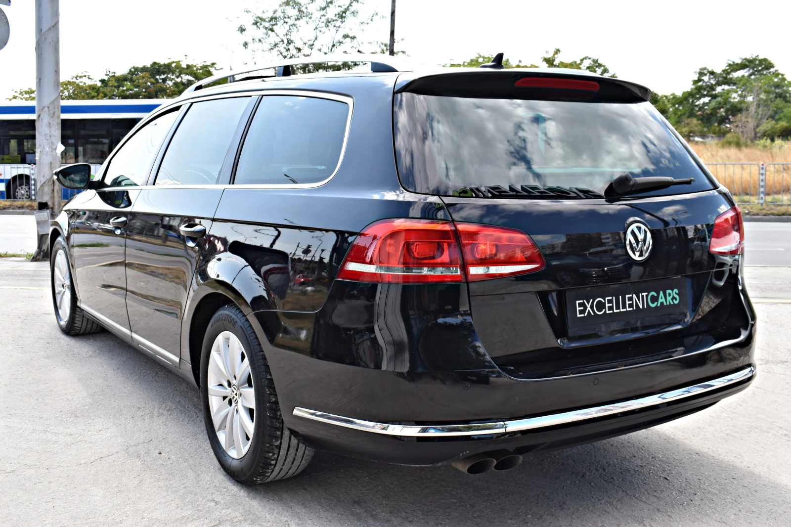 VW Passat 2.0ТDI* PANORAMA* ПОДГРЕВИ - изображение 4
