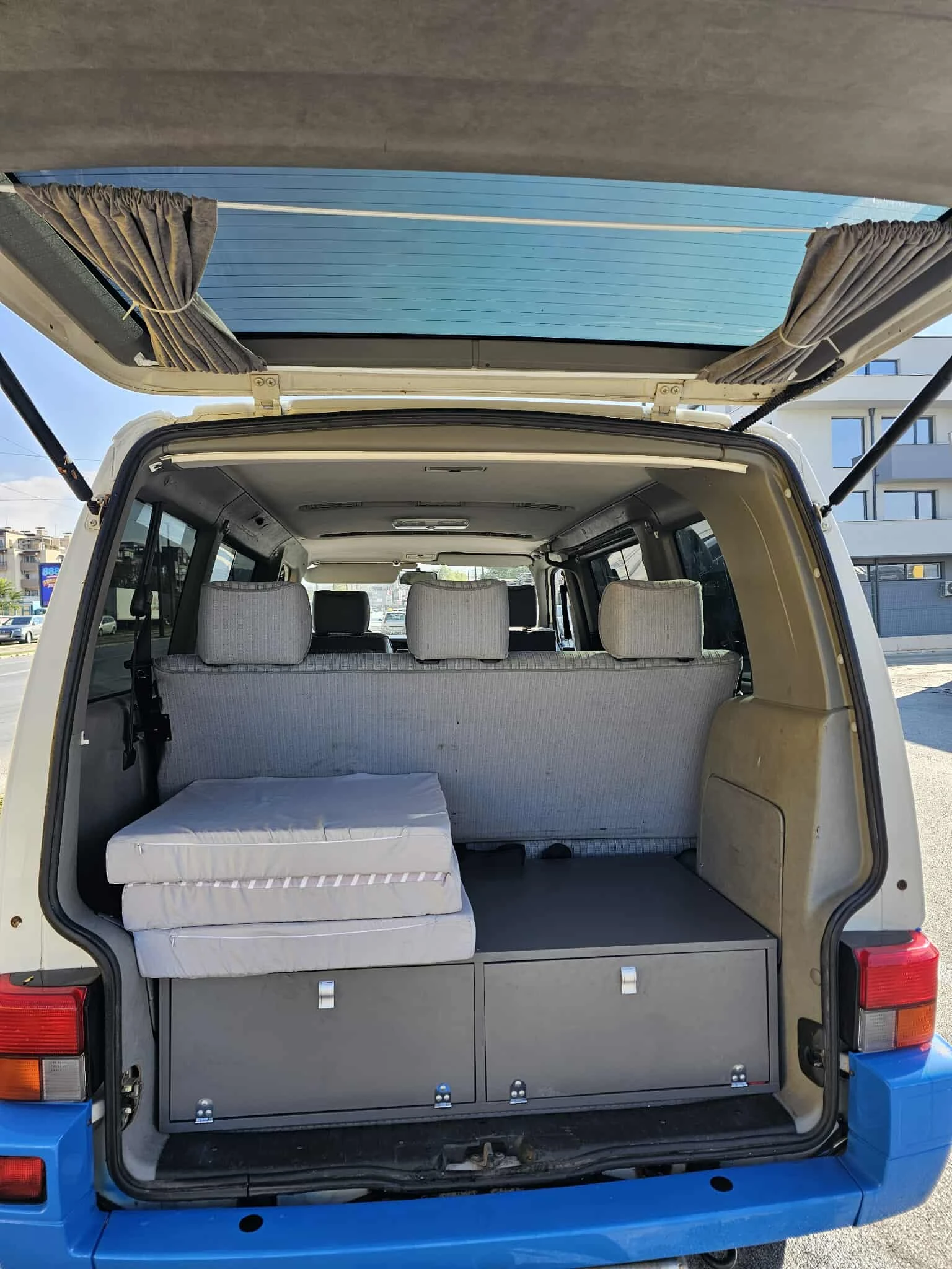 VW Multivan 1 - изображение 7