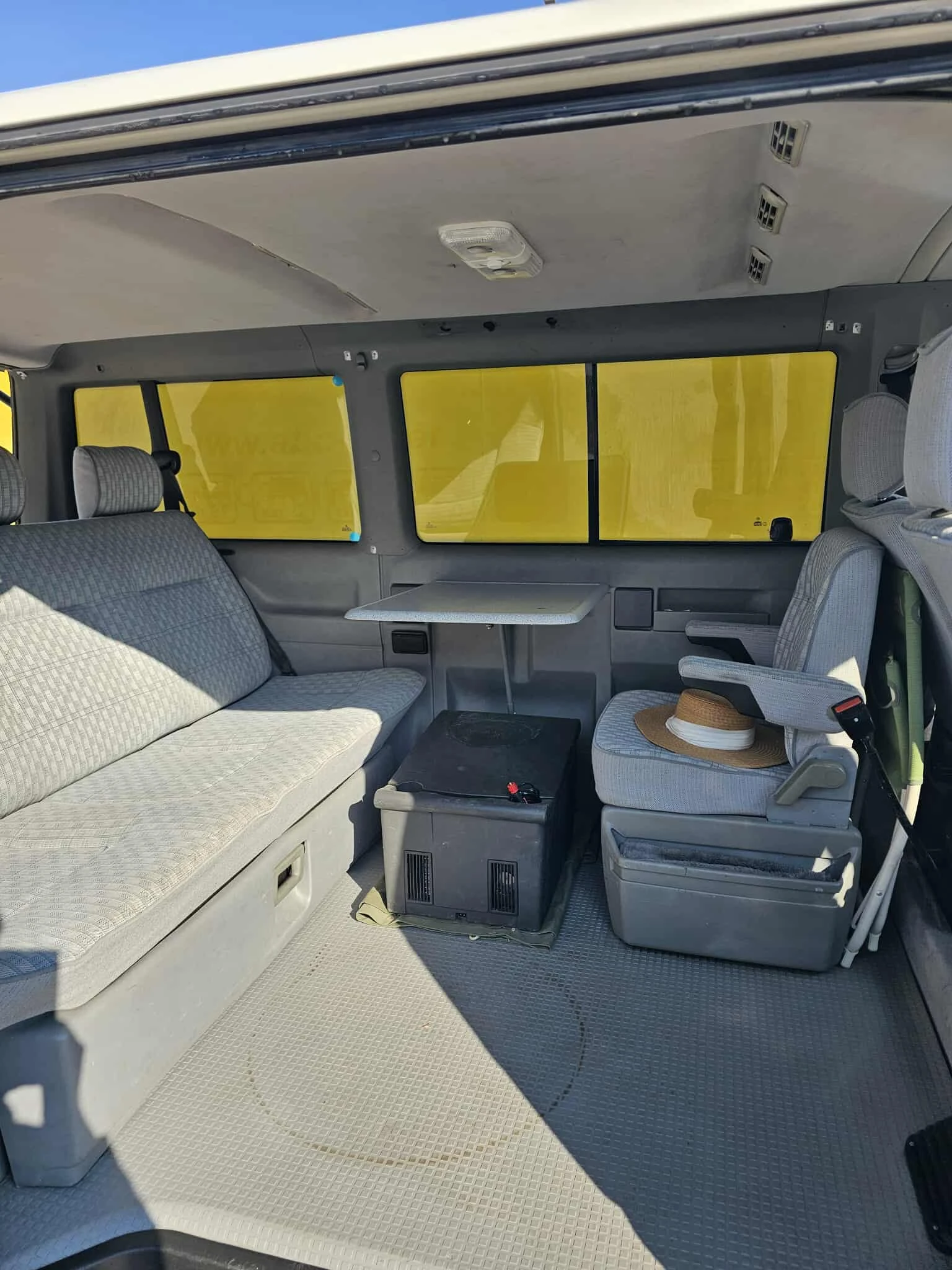 VW Multivan 1 - изображение 9
