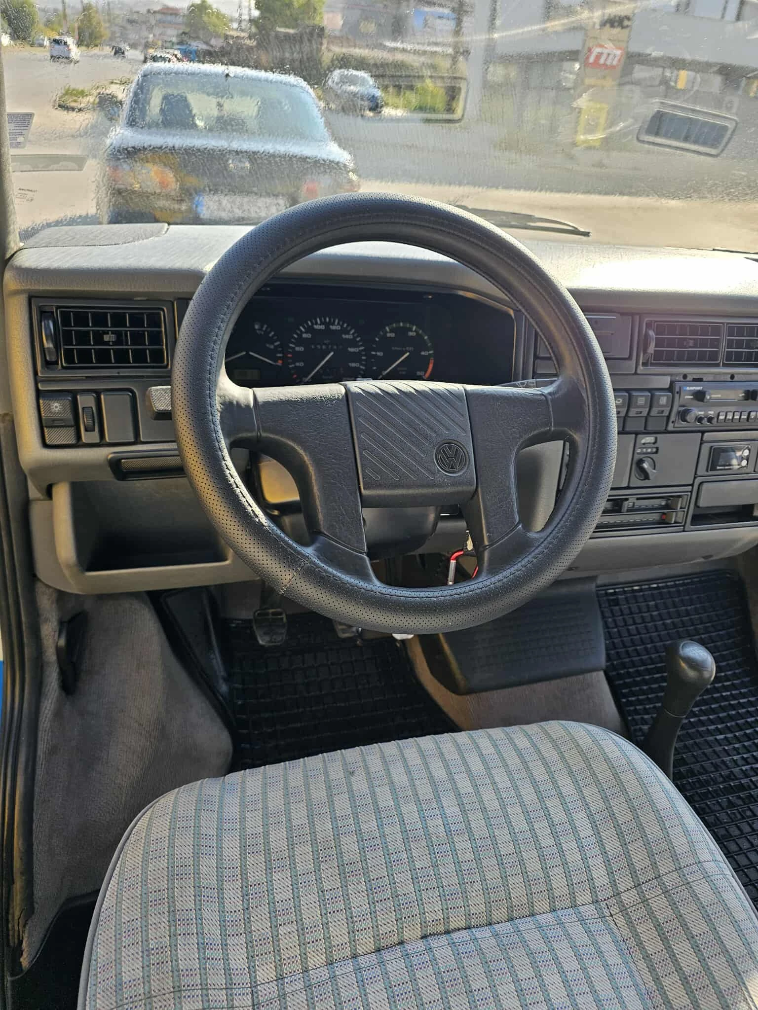 VW Multivan 1 | Mobile.bg   13