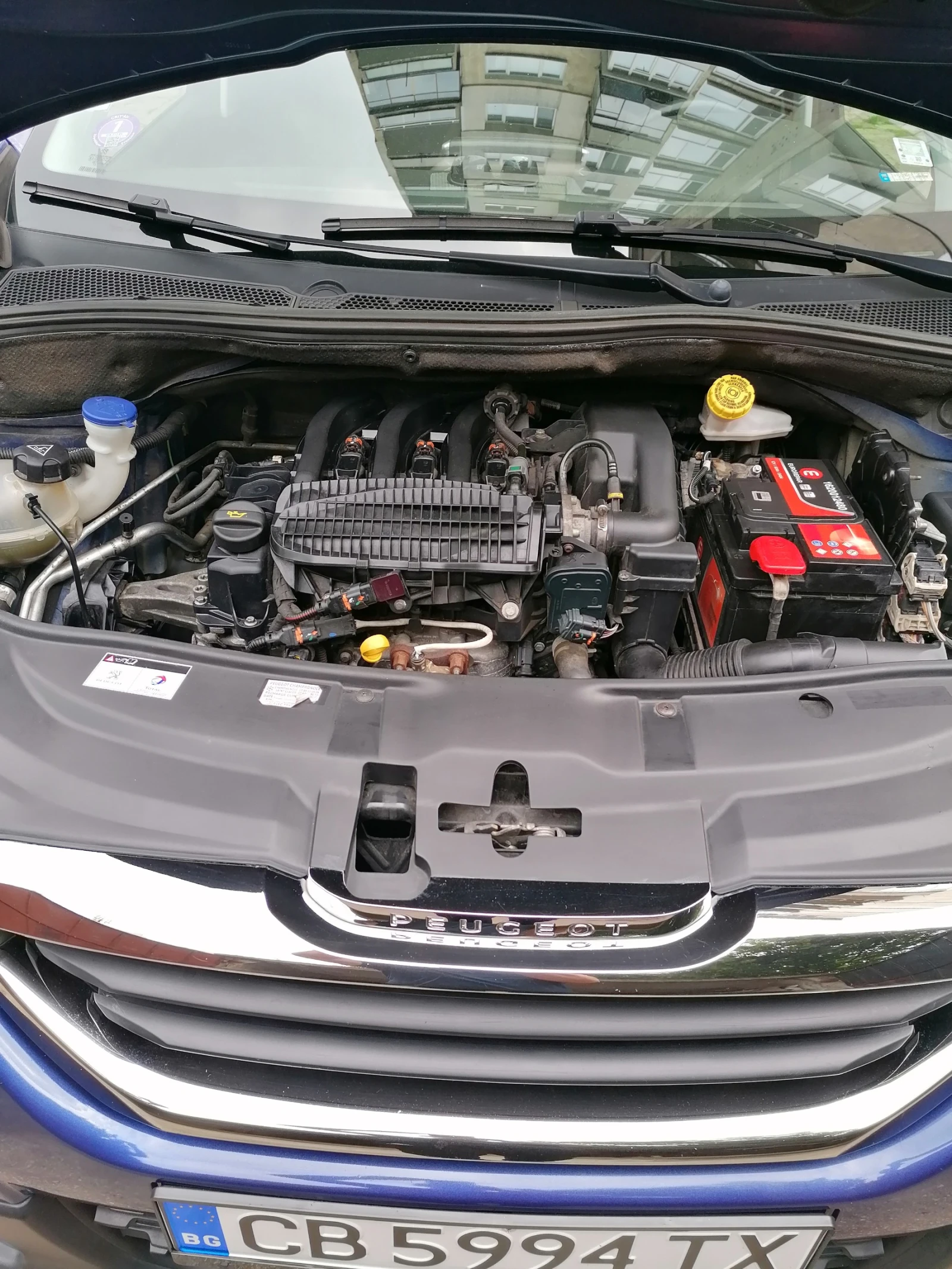 Peugeot 2008 1.2 - изображение 6