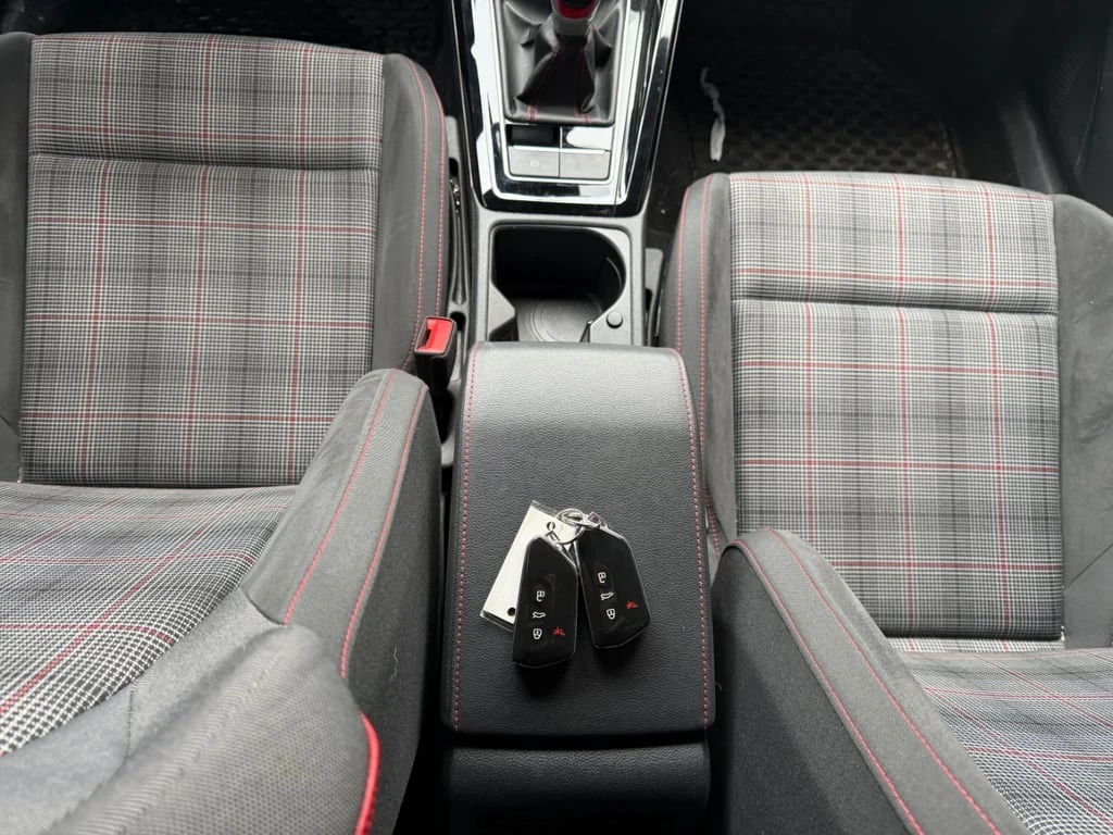 VW Golf 40th Anniversary  CARFAX | Mobile.bg � ����������� 9