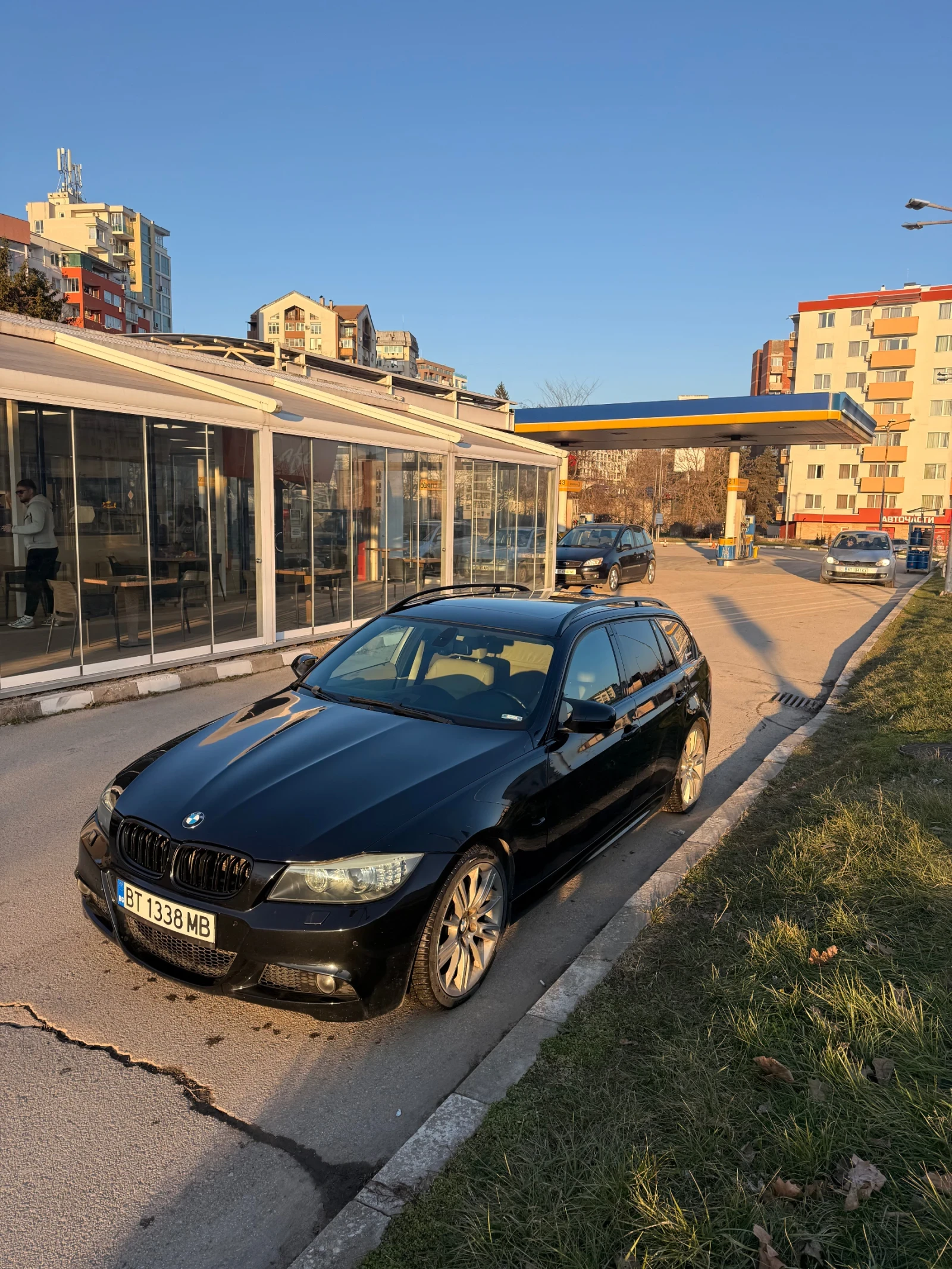 BMW 330  - изображение 5
