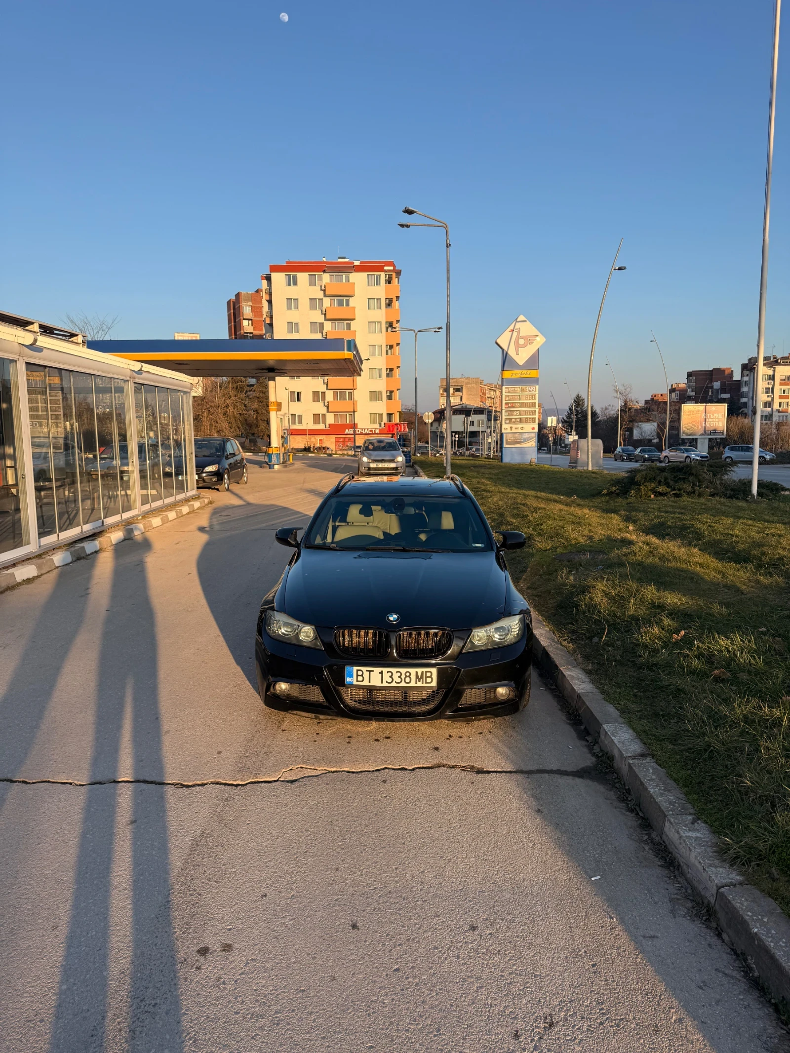 BMW 330