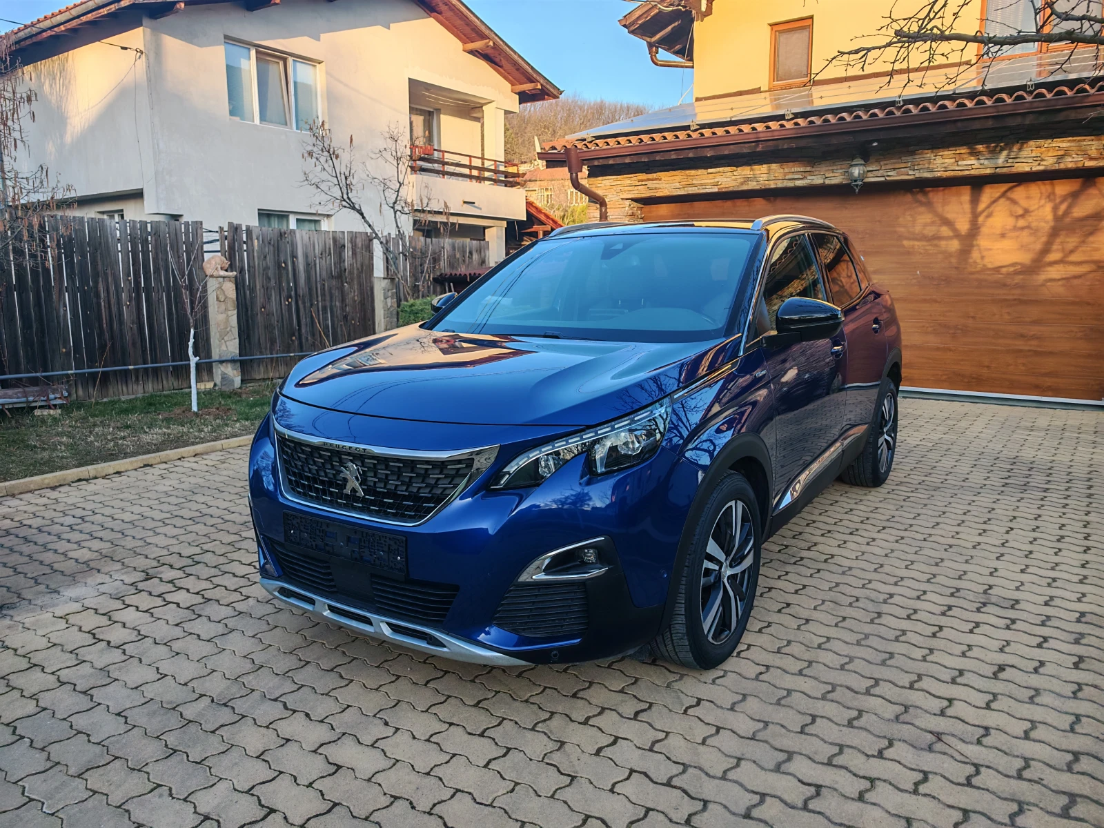 Peugeot 3008 2.0 HDI-GT LINE-КОЖА-НАВИГАЦИЯ