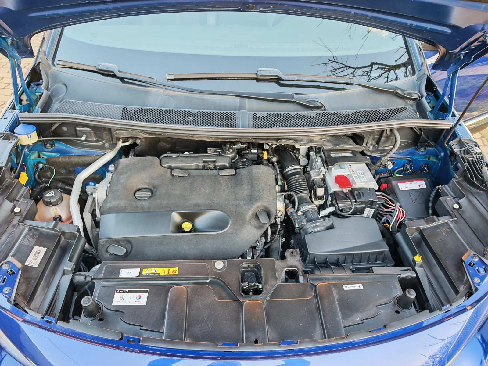 Peugeot 3008 2.0 HDI-GT LINE-КОЖА-НАВИГАЦИЯ, снимка 17 - Автомобили и джипове - 53865037