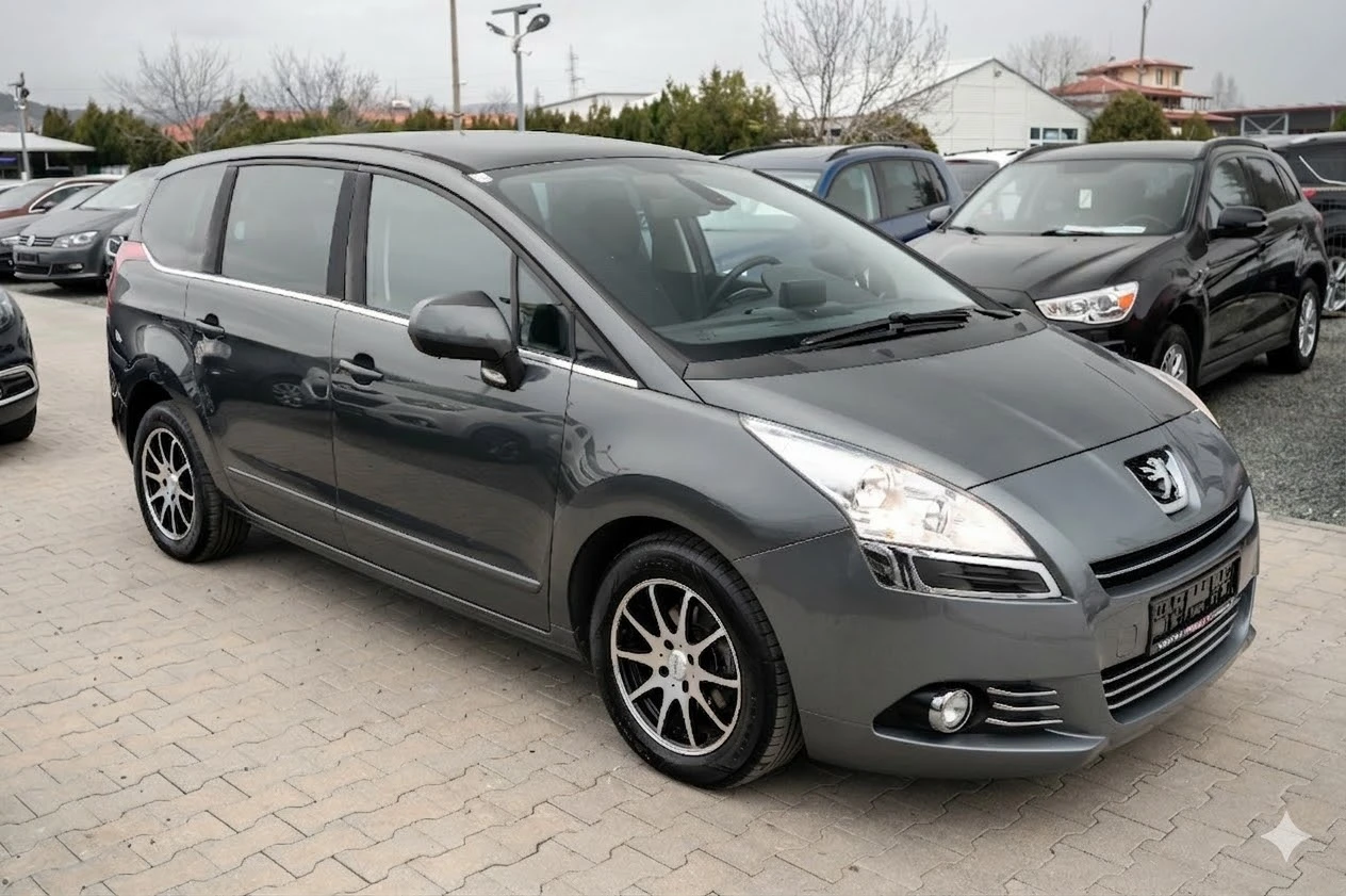 Peugeot 5008 1.6* HDI* 114кс* 2013г, снимка 5 - Автомобили и джипове - 53898015