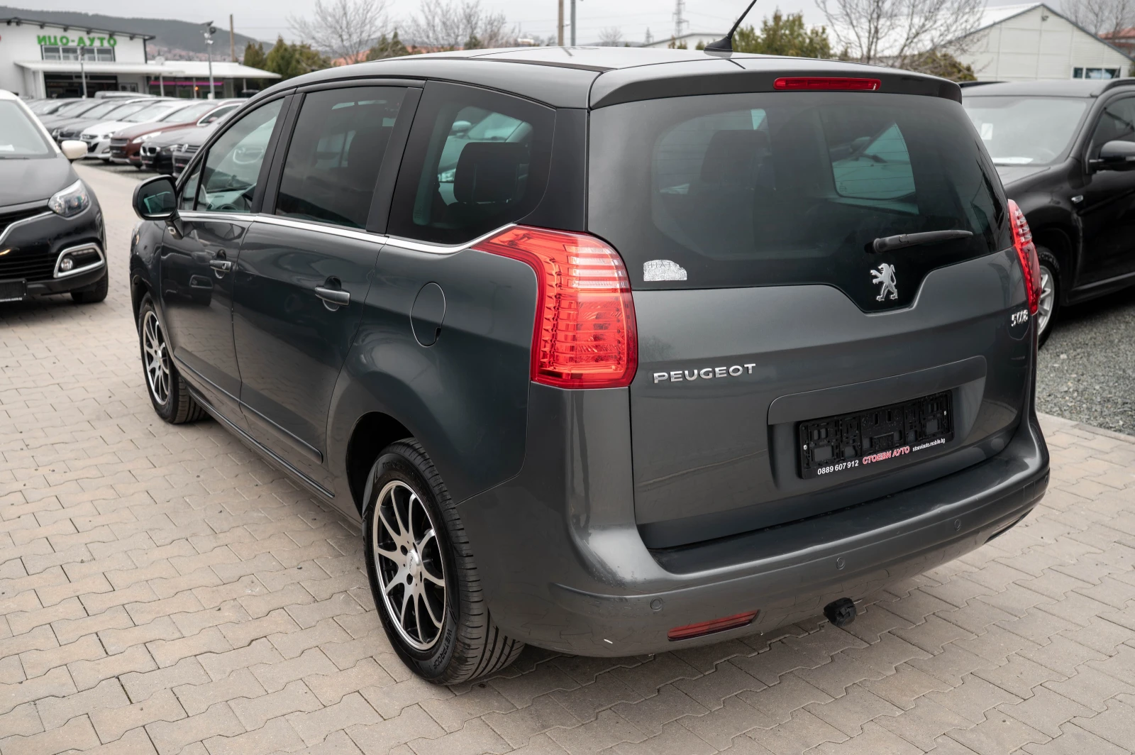 Peugeot 5008 1.6* HDI* 114кс* 2013г, снимка 6 - Автомобили и джипове - 53898015