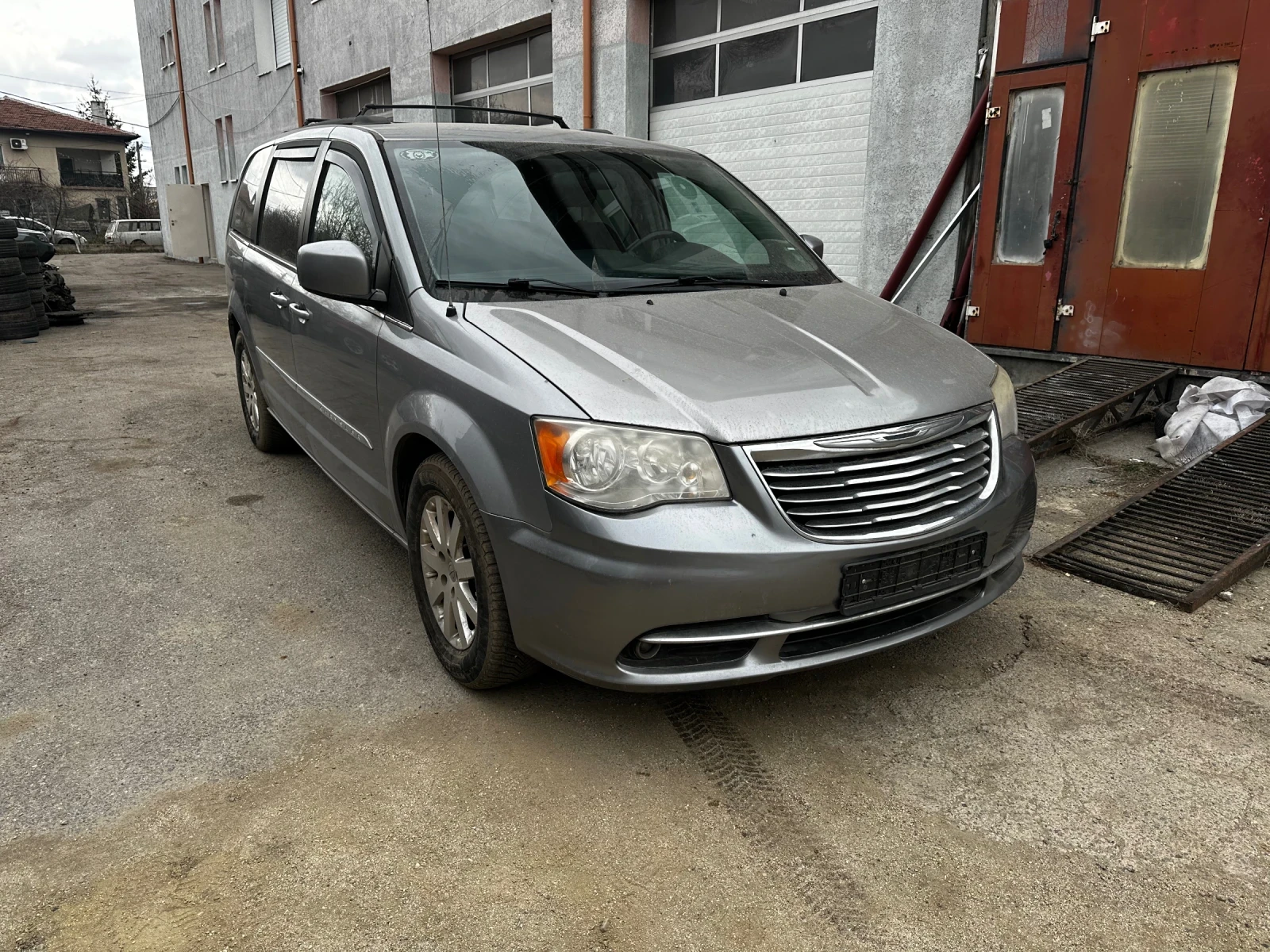 Chrysler Town and Country