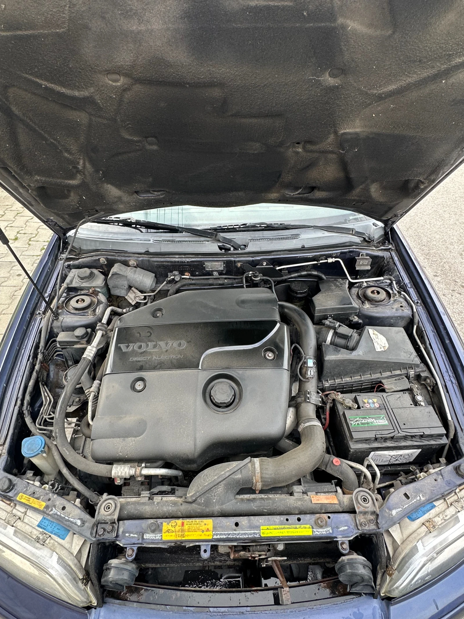 Volvo S40 1.9 - 102 К.С, снимка 10 - Автомобили и джипове - 54175360