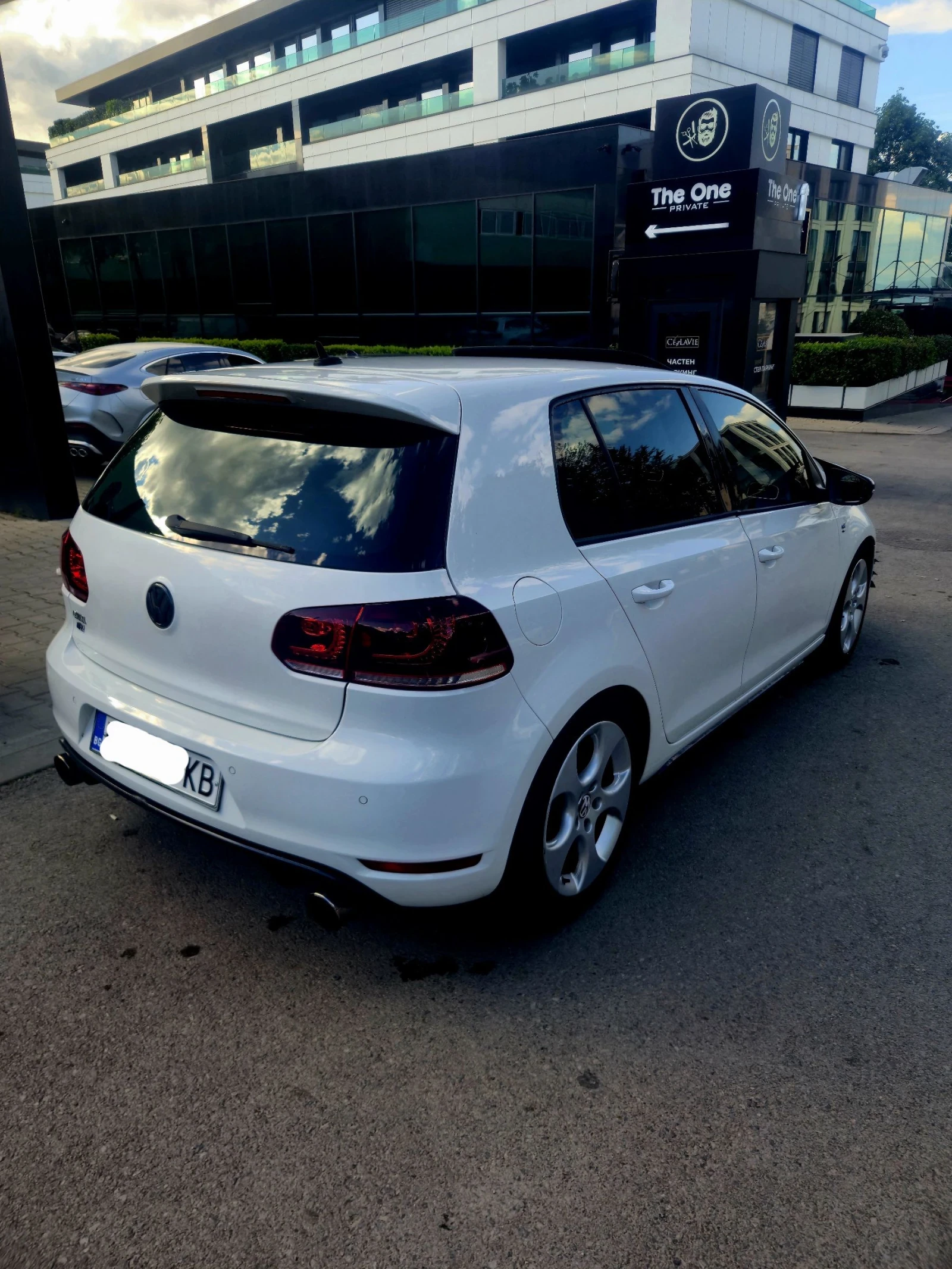 VW Golf GTI, снимка 5 - Автомобили и джипове - 54580212