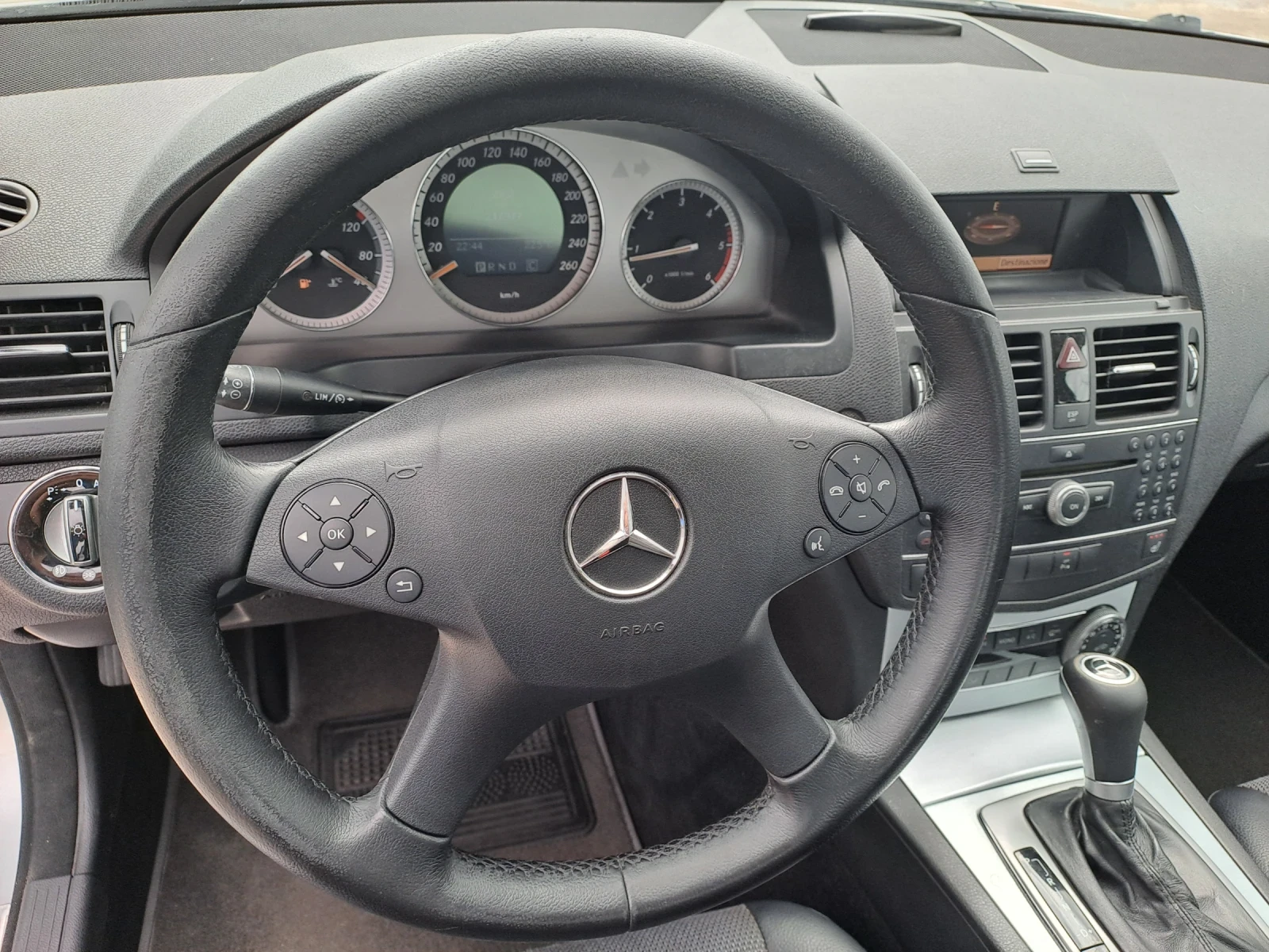 Mercedes-Benz C 220 2, 2CDI, AVTOMAT, КОЖА, снимка 14 - Автомобили и джипове - 54884354
