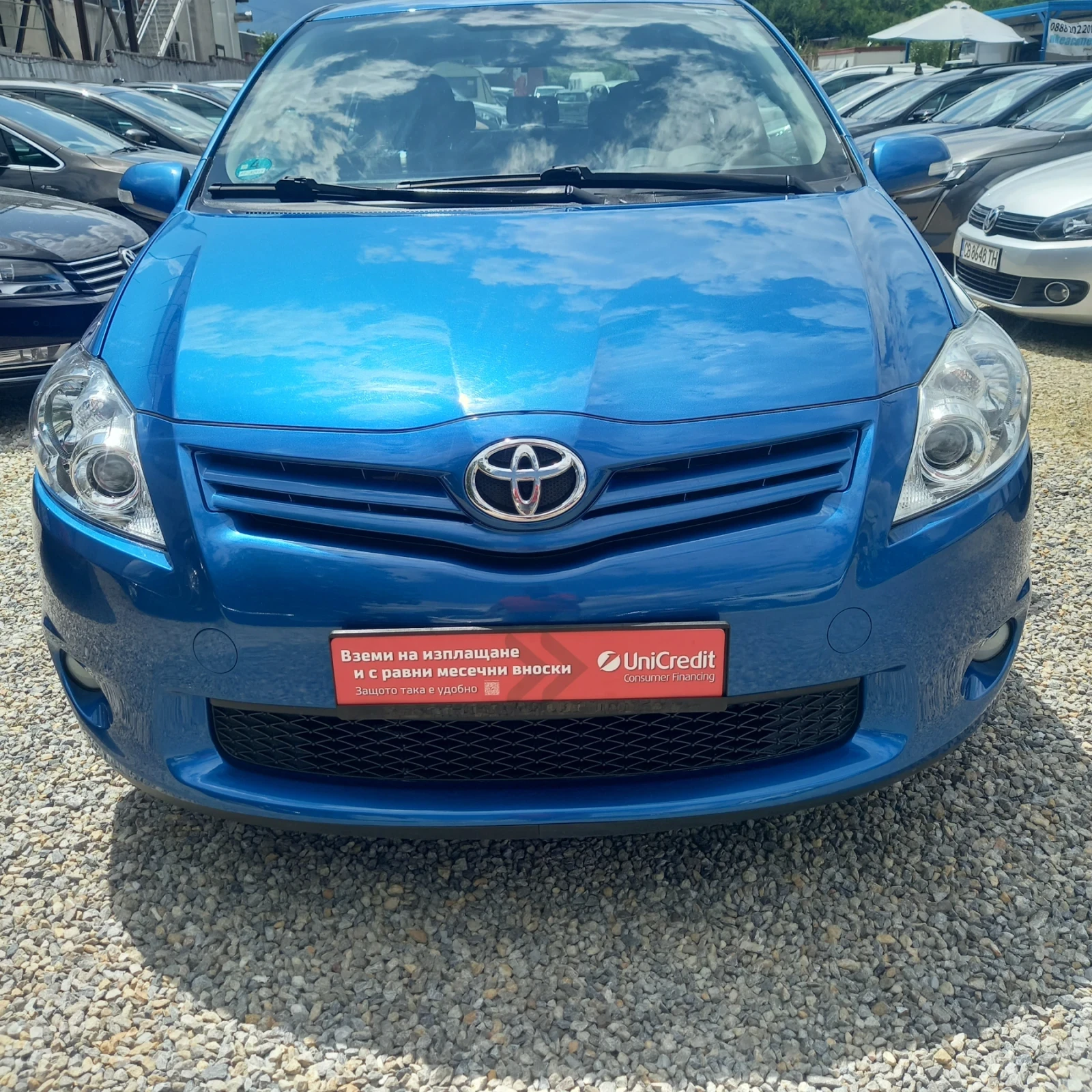 Toyota Auris 1.6iExecutive, снимка 2 - Автомобили и джипове - 55393115