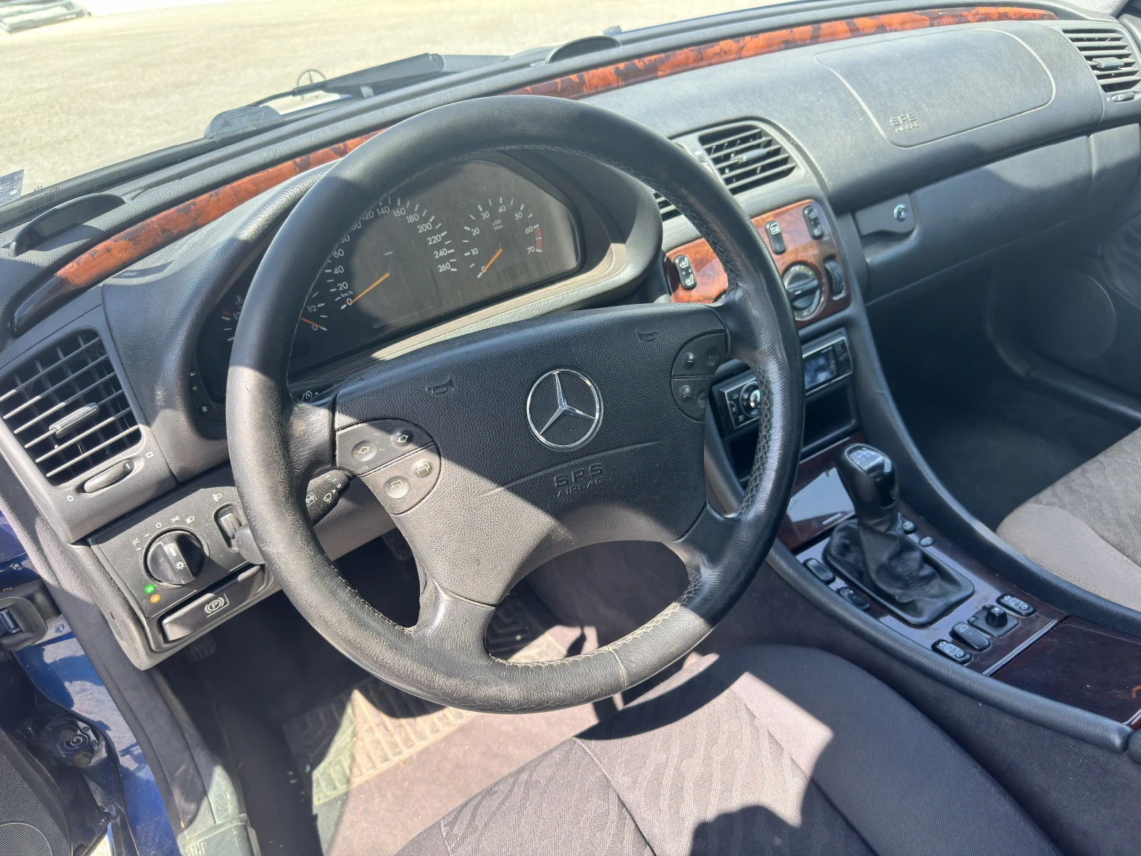 Mercedes-Benz CLK 200 Kompressor, снимка 13 - Автомобили и джипове - 55431491