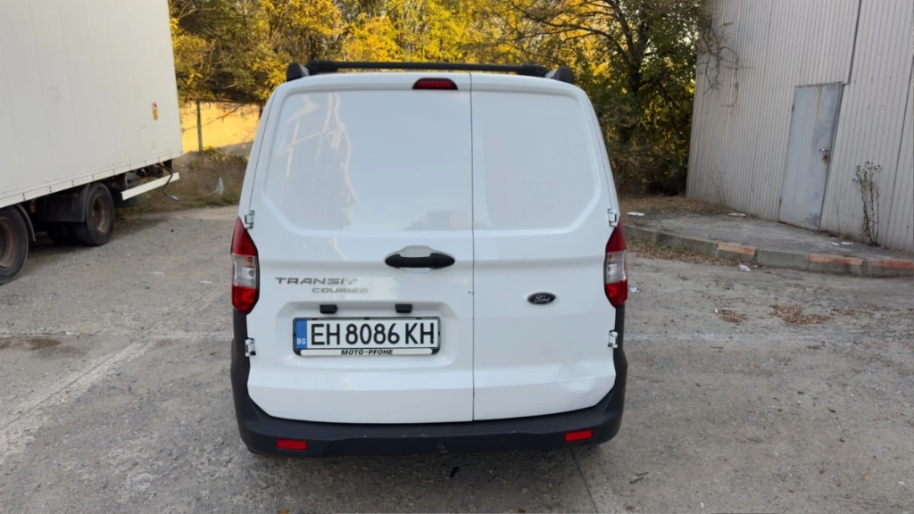 Ford Courier, снимка 2 - Автомобили и джипове - 56017130